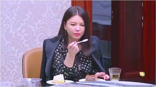 刘琳琳半夜吃瓜,吃瓜群众纷纷围观