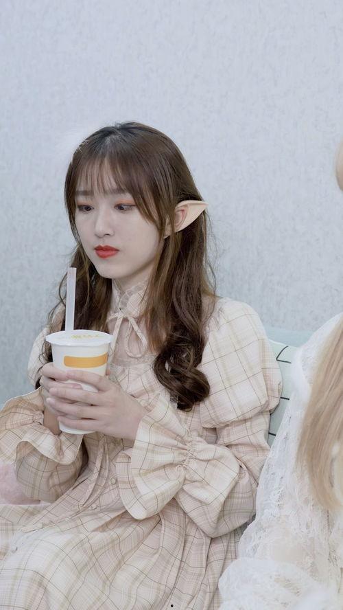 闺蜜的默契吃瓜,揭秘娱乐圈幕后真相