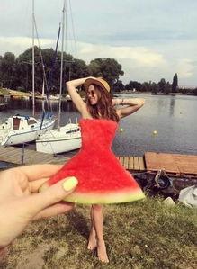 吃瓜和明星拍照,捕捉娱乐圈的欢乐瞬间