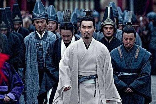 吃瓜盟主谈汉朝