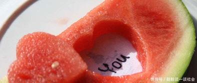 蓝阿姨吃瓜,蓝阿姨的瓜田奇遇记