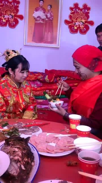最新新娘吃瓜,一场别开生面的婚礼盛宴
