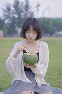 吃瓜少女妞妞