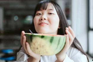 吃瓜少女妞妞
